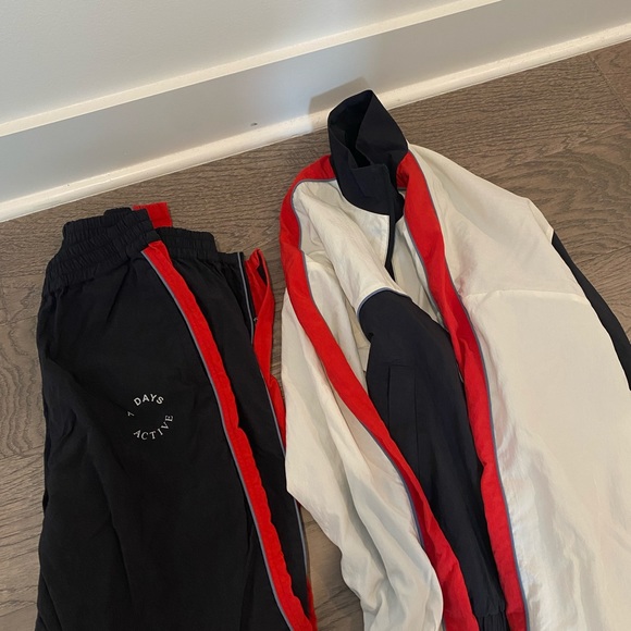 Seven days active track set - Picture 1 of 5